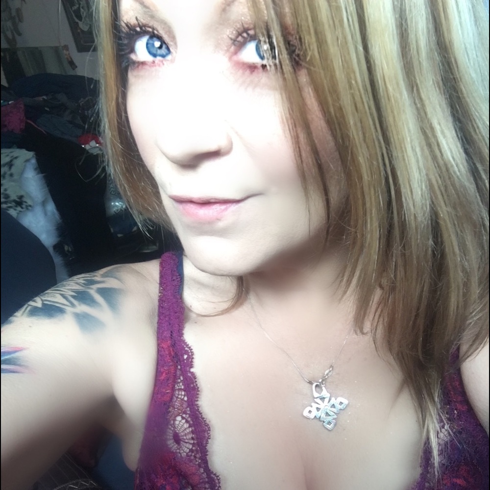 Meet your Posher, Rebecca
